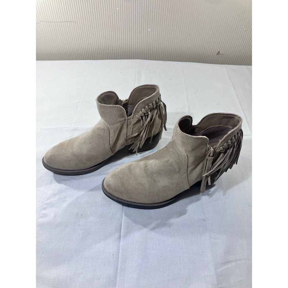 American Eagle Suede Fringe Ankle Boots Taupe Women's Size 7.5 - Picture 2 of 8
